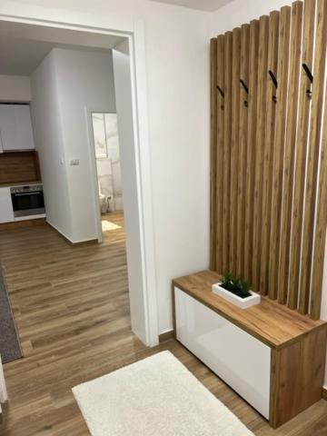 Centar Ns 5 Apartment Novi Sad Ngoại thất bức ảnh